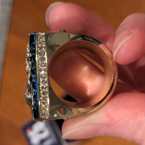 Denver Broncos Fan Appreciation Gift - Picture 9 of 15